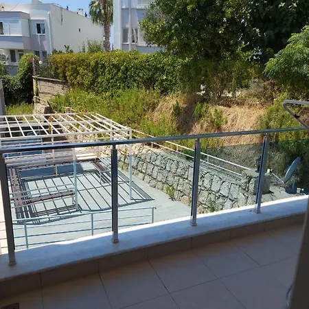 Live Asist Incekum Avsallar מלון דירות